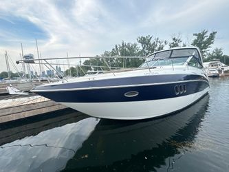 38' Cruisers Yachts 2009