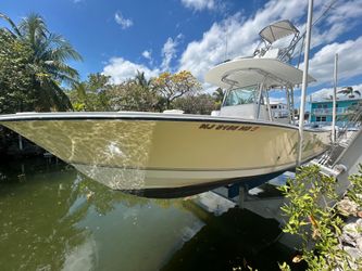 32' Regulator 2001