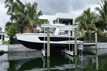 32' Aviara 2023