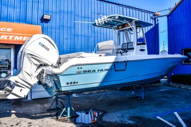 28' Sea Hunt 2025