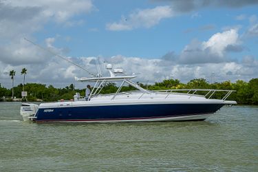 37' Intrepid 2002