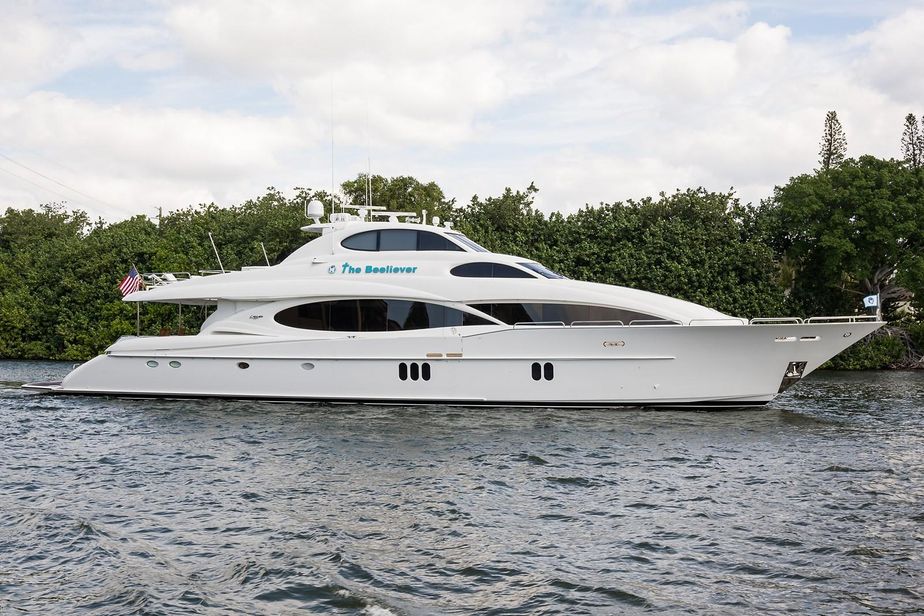 The Beeliever Motor Yacht Lazzara Yachts For Sale Yachtworld