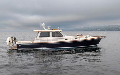 54' Grand Banks 2003