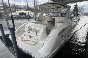 37' Sea Ray 2010