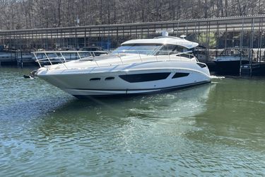 47' Sea Ray 2015