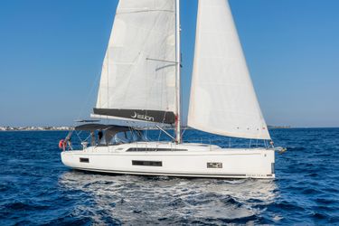 45' Beneteau 2020 Yacht For Sale