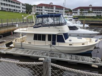 40' Mainship 2006 Yacht For Sale