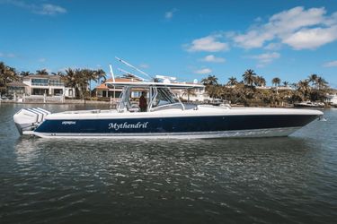 47' Intrepid 2022