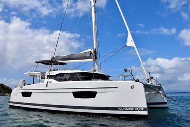 40' Fountaine Pajot 2023