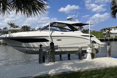 32' Sea Ray 2020
