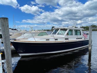 42' Sabre 2018