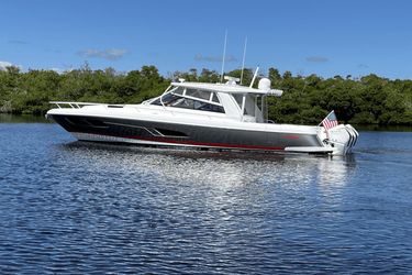 43' Intrepid 2021