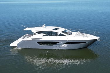46' Cruisers Yachts 2025
