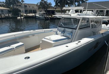 42' Yellowfin 2018