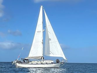 36' Cape George 1985