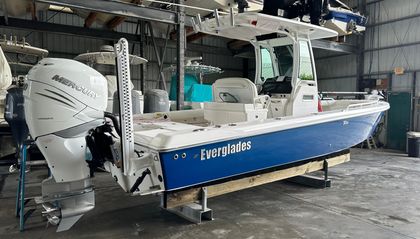 25' Everglades 2022