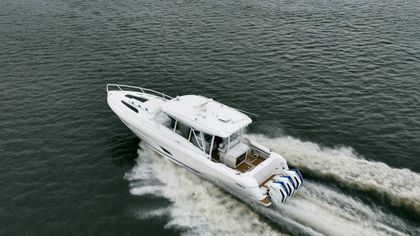 40' Intrepid 2022