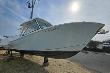 31' Sailfish 2023