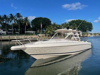 35' Intrepid 2007