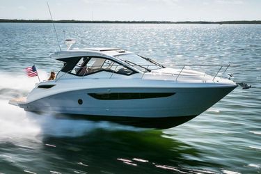 35' Sea Ray 2017
