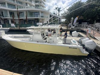 34' Reef Runner 2023