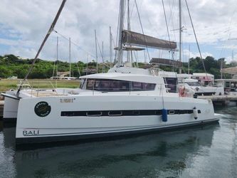 43' Catana 2017 Yacht For Sale