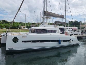 43' Catana 2017