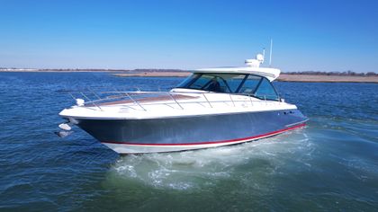 36' Chris-craft 2015