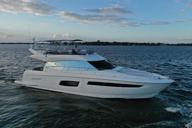 55' Prestige 2015