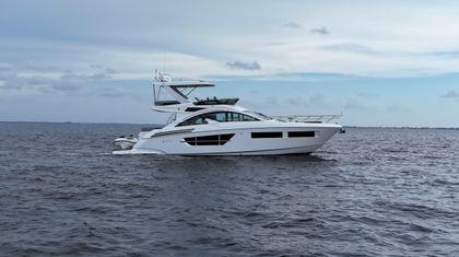 60' Cruisers Yachts 2021