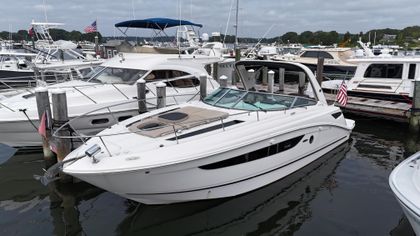 35' Sea Ray 2014