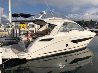 35' Sea Ray 2018