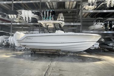36' Boston Whaler 2023