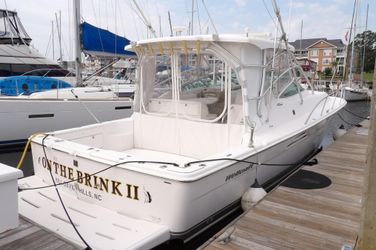 39' Wellcraft 2004