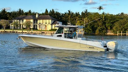 37' Boston Whaler 2017