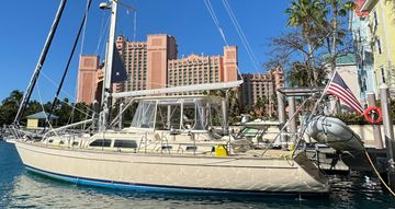 52' Island Packet 2004