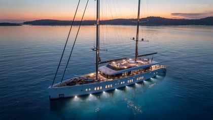 149' Custom Line 2024