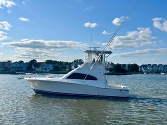 40' Luhrs 2005