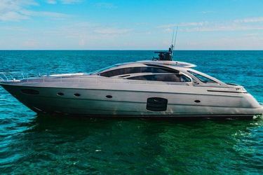 70' Pershing 2015