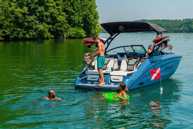 Yamaha Boats 255XE