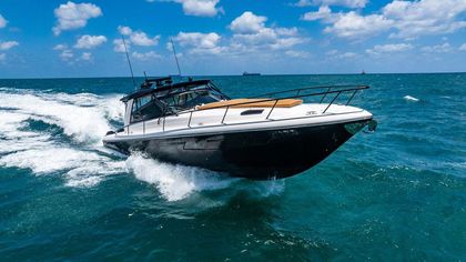 47' Intrepid 2021