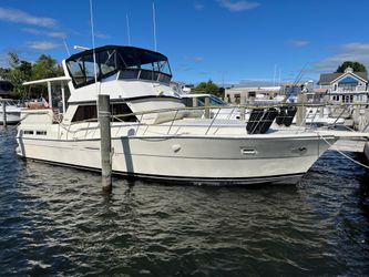 44' Viking 1986 Yacht For Sale