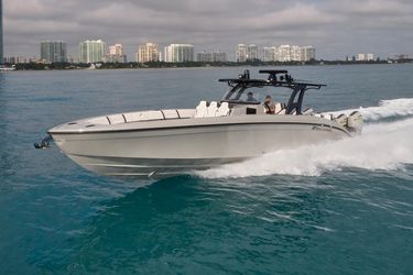 43' Midnight Express 2021