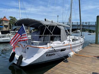 36' Catalina 2021