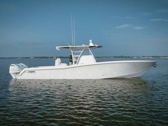 36' Invincible 2018