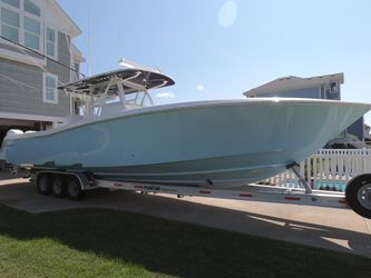 39' Invincible 2019