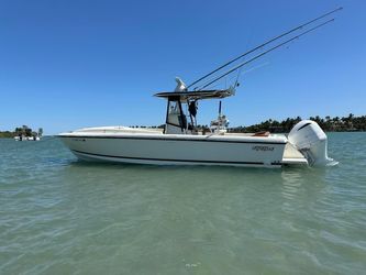 32' Intrepid 2004
