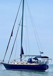 38' Island Packet 1999