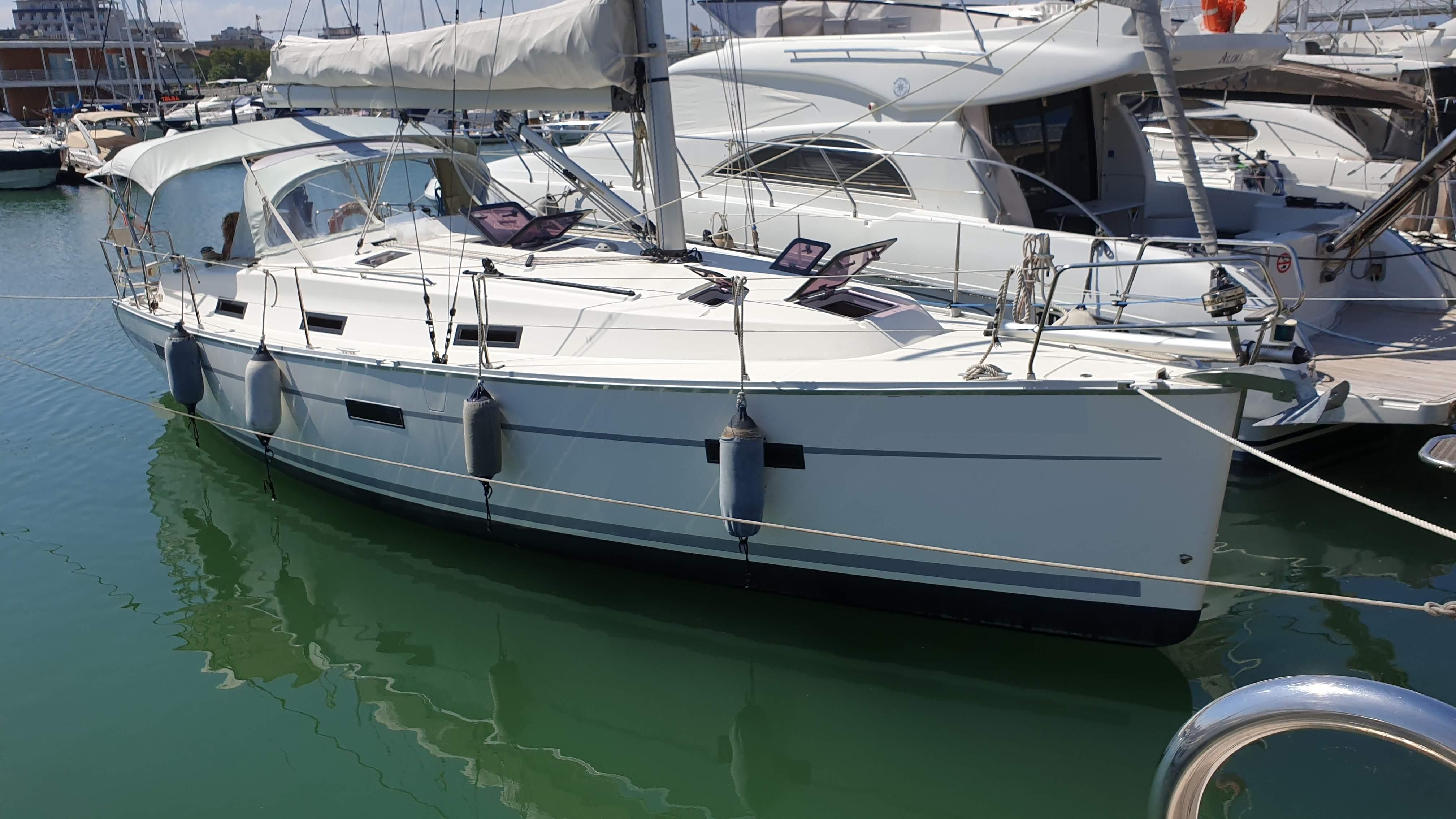 bavaria 36 yacht for sale