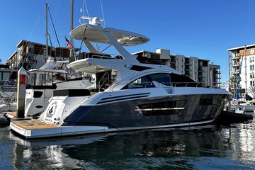 60' Cruisers Yachts 2018